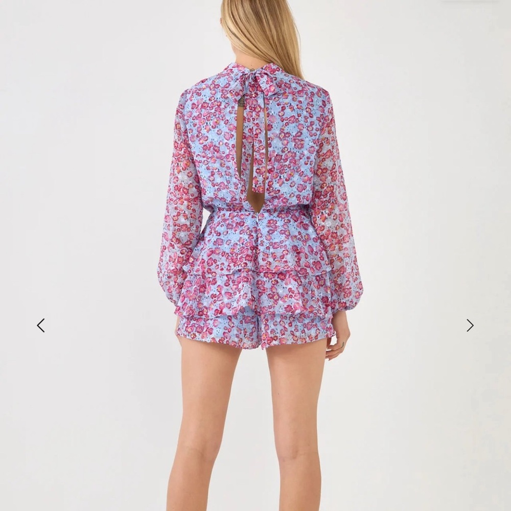 Endless Rose backless floral Long Sleeve Romper NWT - Picture 2 of 8